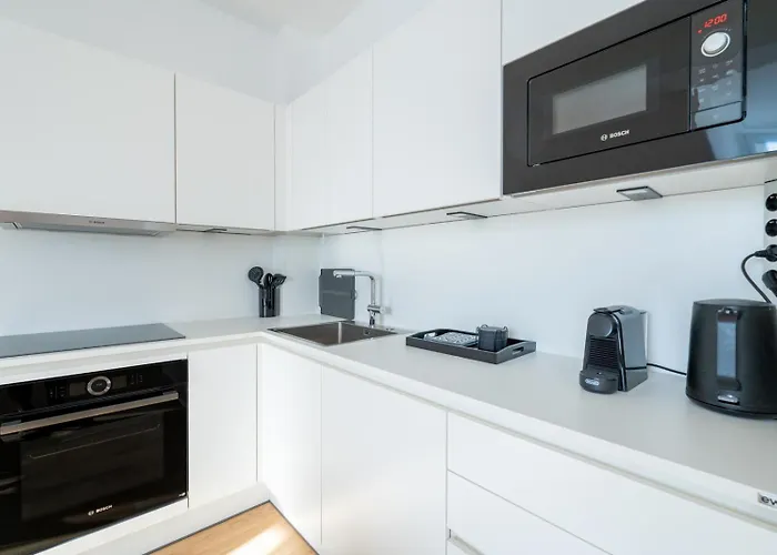 Exclusive 70 M2 Suite With Balcony And Air Conditioning